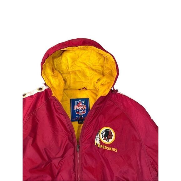 Game Day Mens NFL Washington Redskin Zip Hooded vintage  puffer coat Red Size XL - Picture 12 of 15